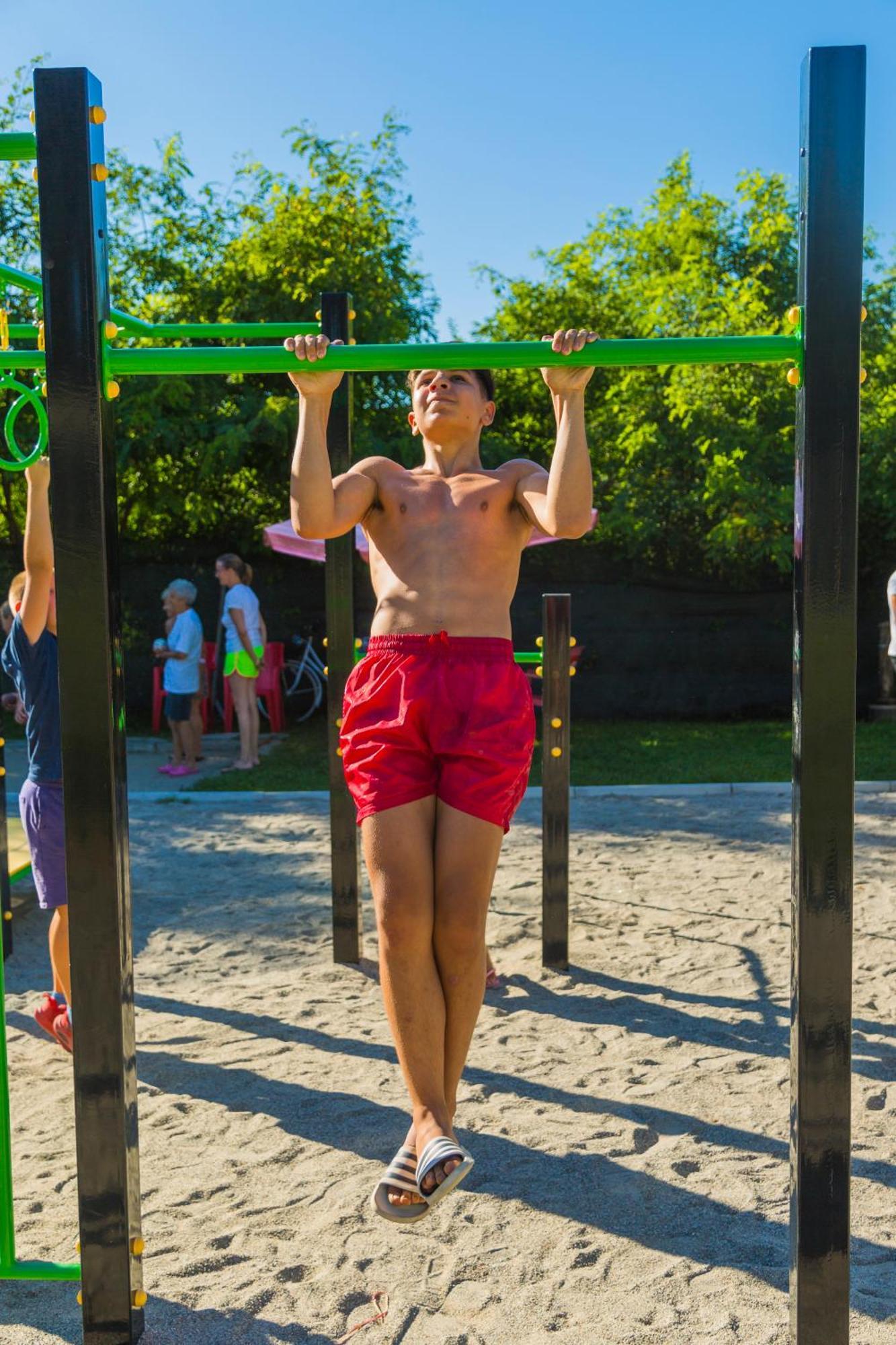Camping Italia Lido カステッレット・ソプラ・ティチーノ エクステリア 写真