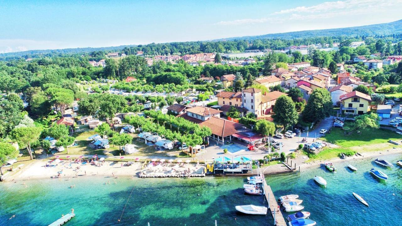 Camping Italia Lido カステッレット・ソプラ・ティチーノ エクステリア 写真